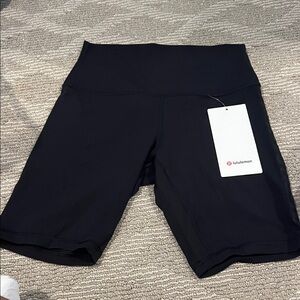 Lululemon Align HR Bike Short 8” with Lululemon logo size 6 NWT